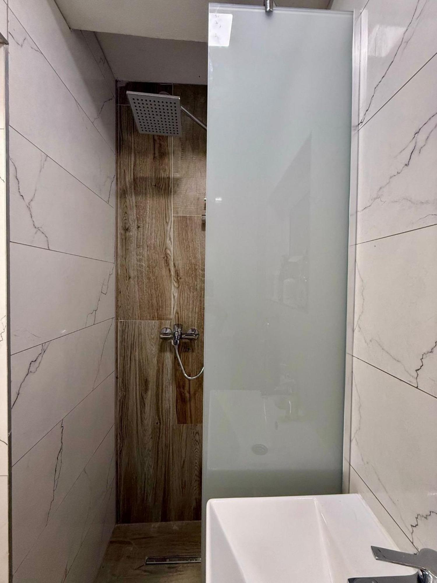Residence La Femme 图兹拉 外观 照片